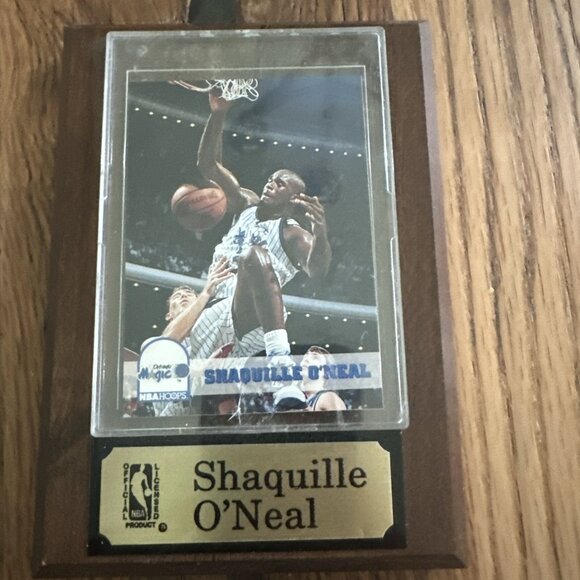 1993-94 NBA Hoops - Shaquille O'Neal #155 Wood Mounted Small Crack - Picture 2 of 6